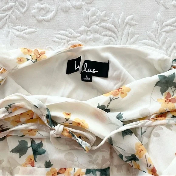NWOT Lulus Shadow Blooms Cream Floral Print Ruffled Maxi Dress XS Small - Picture 13 of 16
